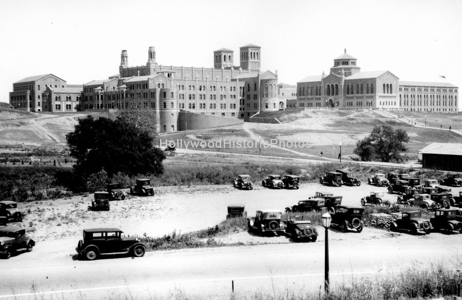UCLA 1929 original buildings wm.jpg